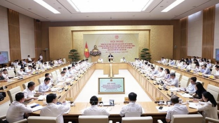 Prime Minister recommends amendments to land regulations